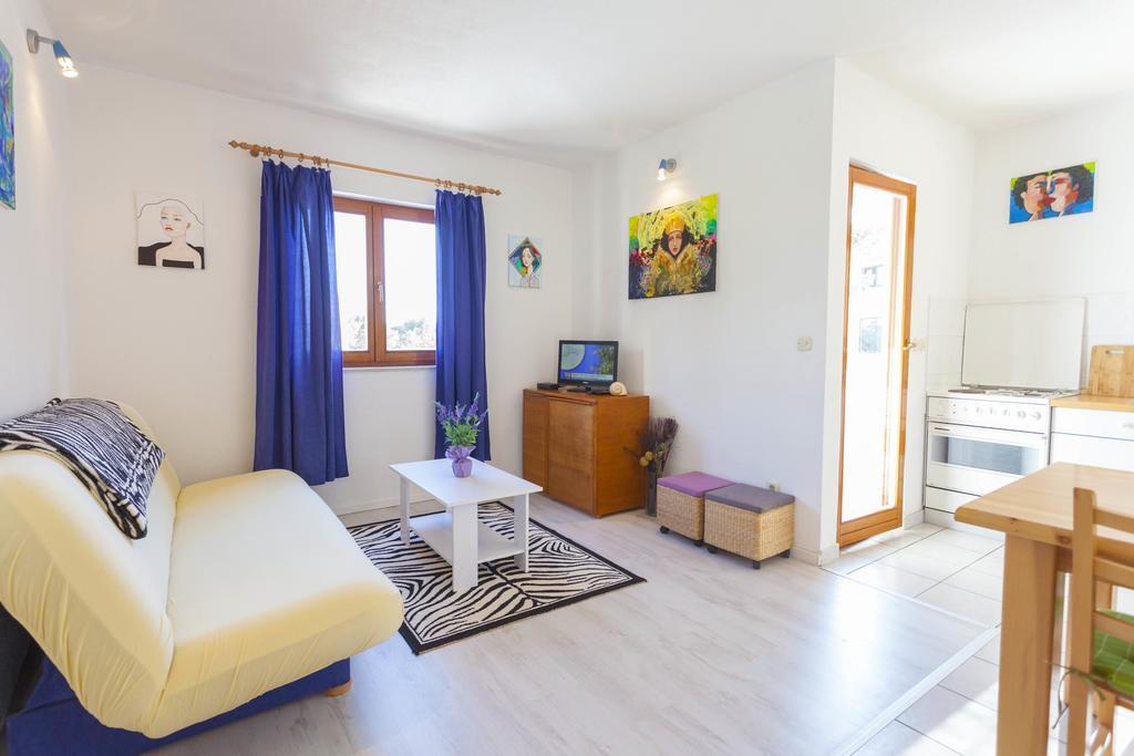 Meri Apartments - Puharic Makarská Pokoj fotografie