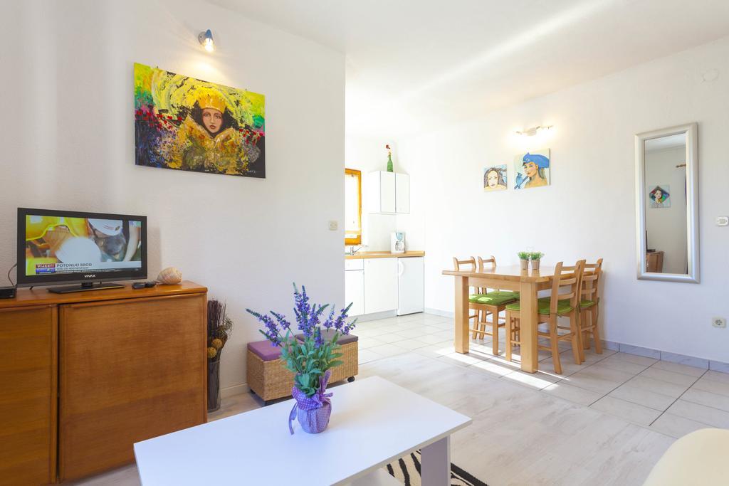 Meri Apartments - Puharic Makarská Pokoj fotografie