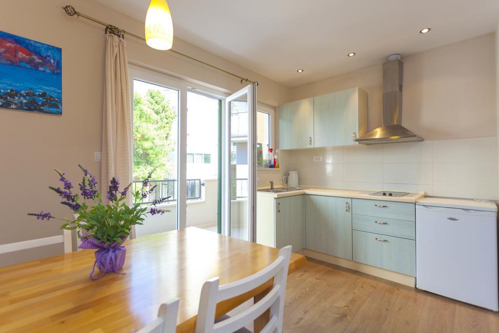 Meri Apartments - Puharic Makarská Pokoj fotografie